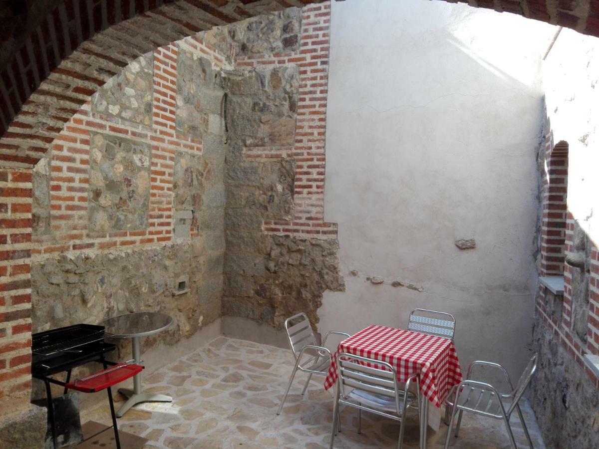 Abadia Del Marques De Avila Vega de Santa María Exteriör bild